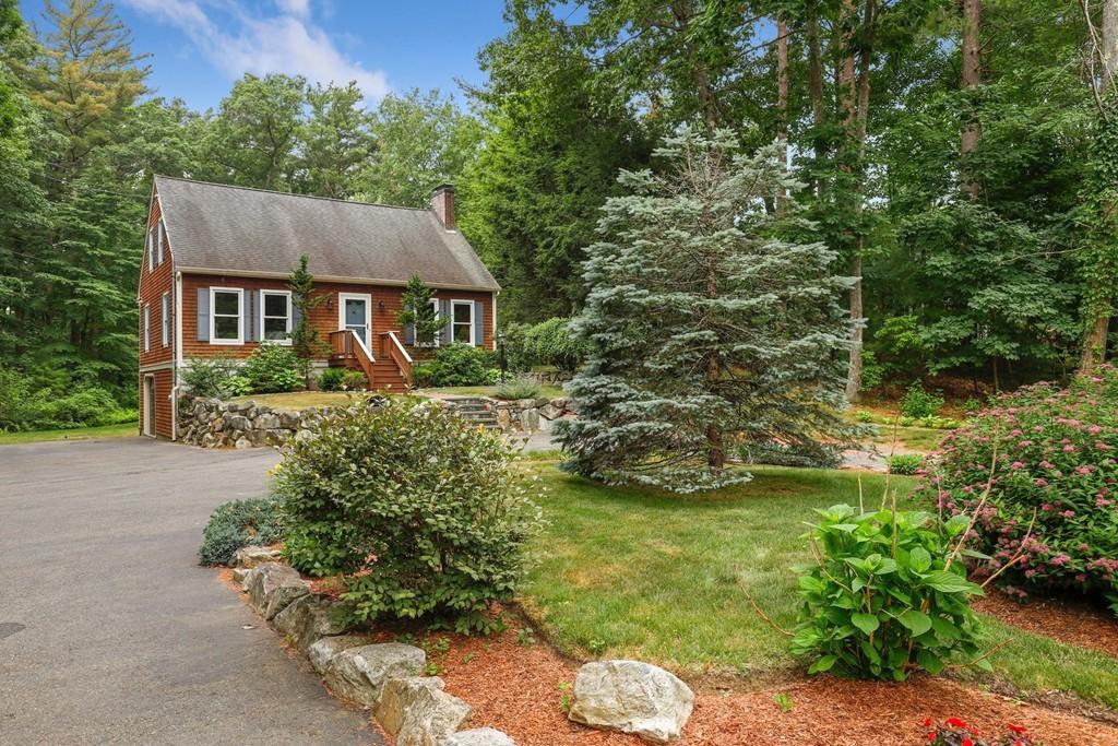 35 Tenney Street Georgetown, MA 01833 - Photo 2 of 34 Gallery Image 2