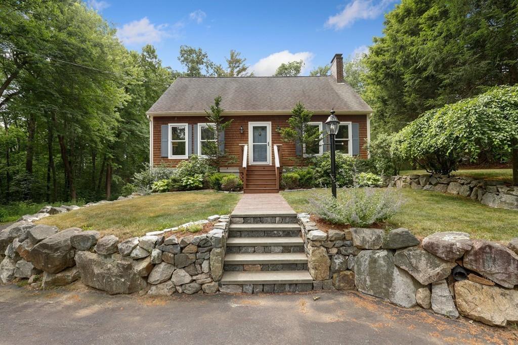 35 Tenney Street Georgetown, MA 01833 - Photo 3 of 34 Gallery Image 3