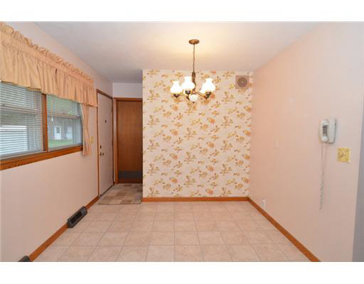 52265 Filbert Road Granger, IN 46530 - Photo 4 of 12 Gallery Image 4