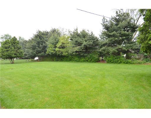 52265 Filbert Road Granger, IN 46530 - Photo 9 of 12 Gallery Image 9
