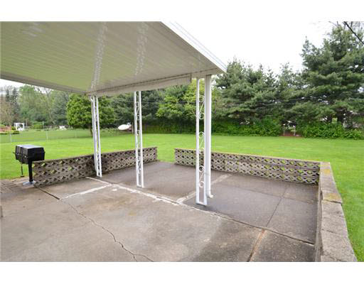 52265 Filbert Road Granger, IN 46530 - Photo 10 of 12 Gallery Image 10