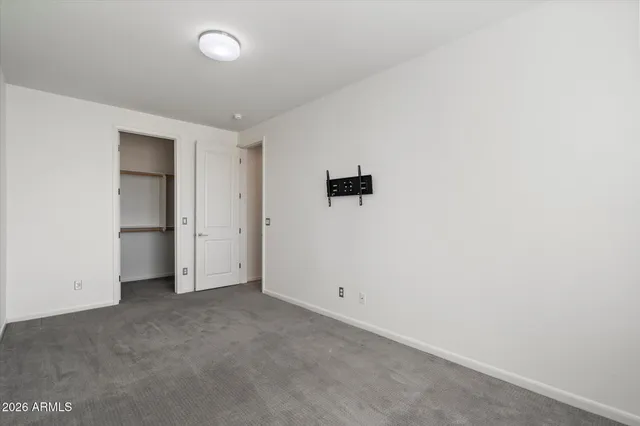 an empty room with a empty space