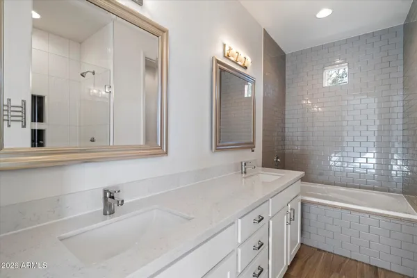$899,900 | 4024 East Oak Street, Phoenix, AZ 85008