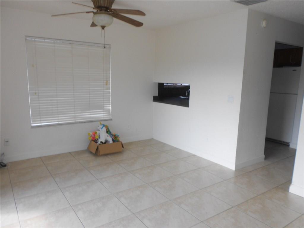 1102 Southeast St Lawrence Way Stuart, FL 34997 - Photo 6 of 24 Gallery Image 6
