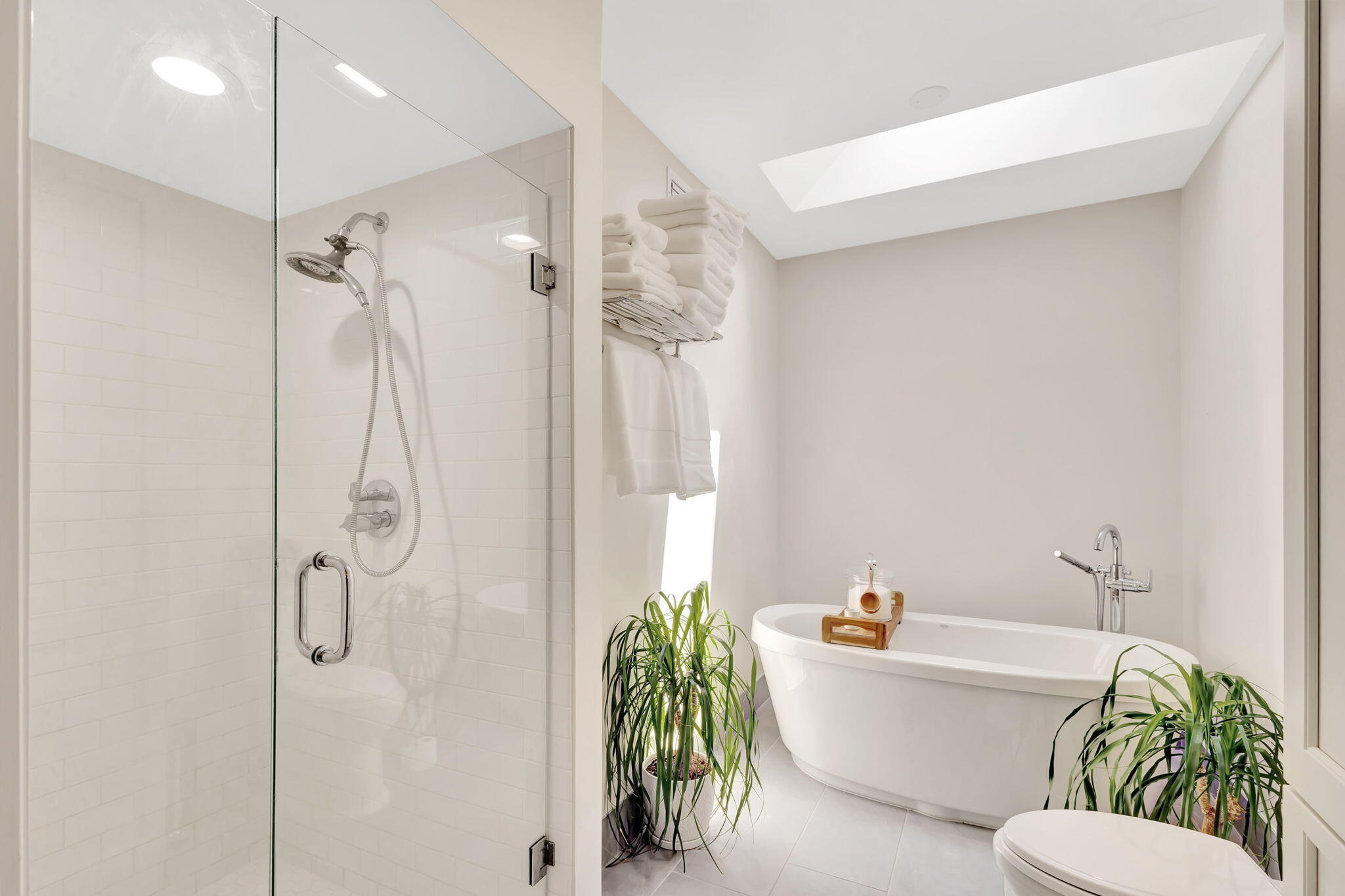 170 Celestial Way, Unit 83 Juno Beach, FL 33408 - Photo 34 of 70 a bathroom with a bathtub and shower