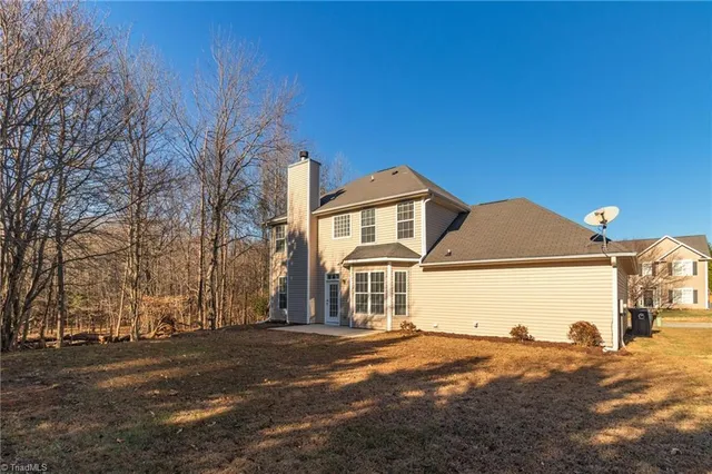 $399,000 | 6407 Highland Oak Drive, Greensboro, NC 27410