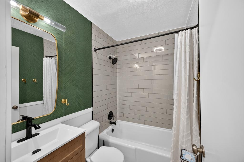 2117 18 1/2 Street Northwest Rochester, MN 55901 - Photo 16 of 32 Gallery Image 16
