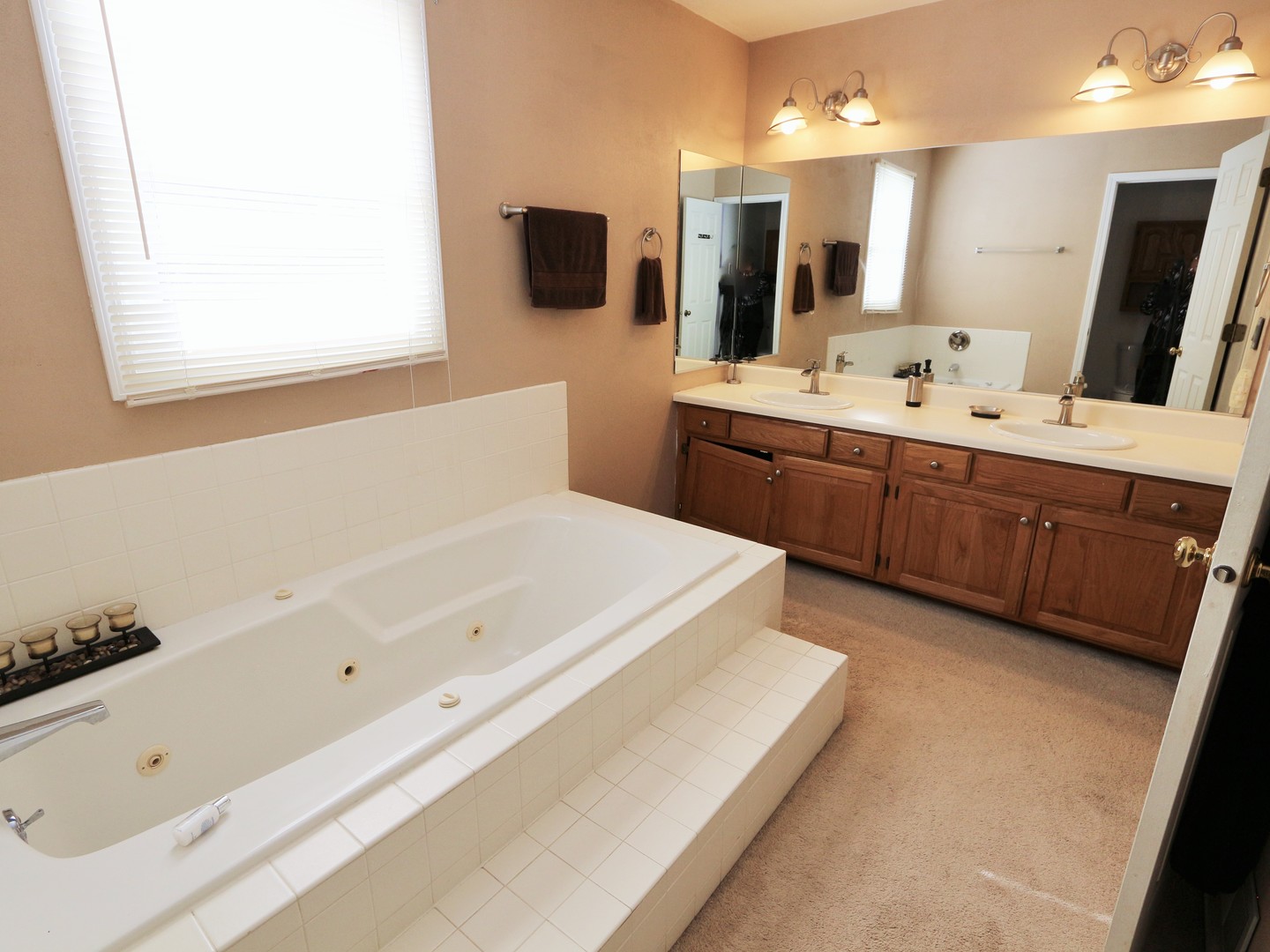 536 Glen Garry Road Cary, IL 60013 - Photo 11 of 21