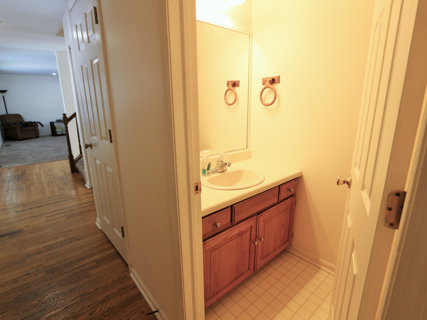 536 Glen Garry Road Cary, IL 60013 - Photo 7 of 21