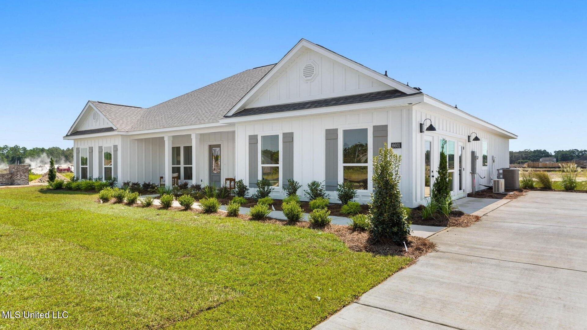 6621 Palm Pointe Drive Ocean Springs, MS 39564 - Photo 29 of 31 011 Front Elevation 2