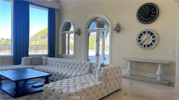 $52,000 | 23594 Parksouth Street, Calabasas, CA 91302