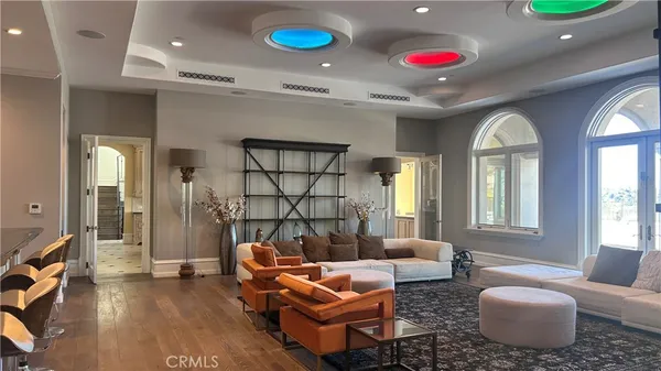 $52,000 | 23594 Parksouth Street, Calabasas, CA 91302