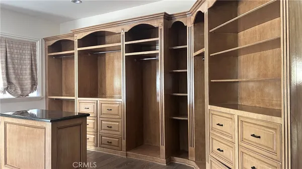 $52,000 | 23594 Parksouth Street, Calabasas, CA 91302