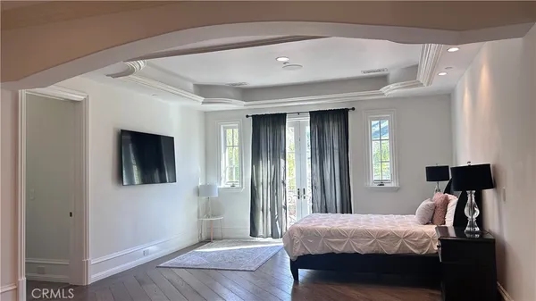 $52,000 | 23594 Parksouth Street, Calabasas, CA 91302