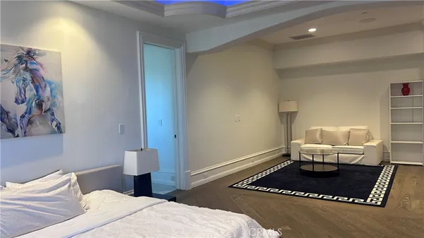 $52,000 | 23594 Parksouth Street, Calabasas, CA 91302