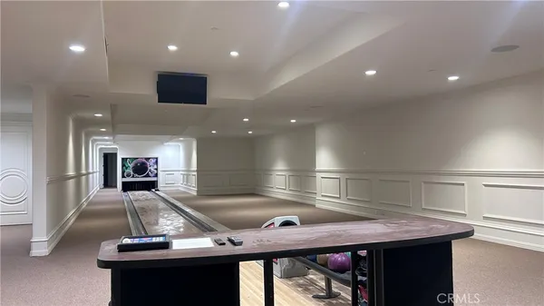 $52,000 | 23594 Parksouth Street, Calabasas, CA 91302