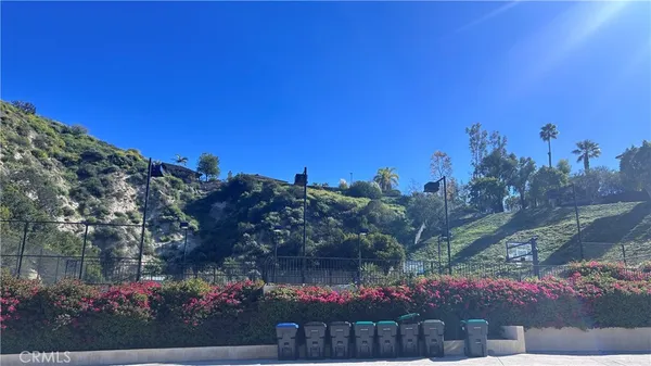 $52,000 | 23594 Parksouth Street, Calabasas, CA 91302