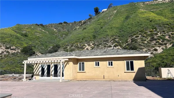 $52,000 | 23594 Parksouth Street, Calabasas, CA 91302