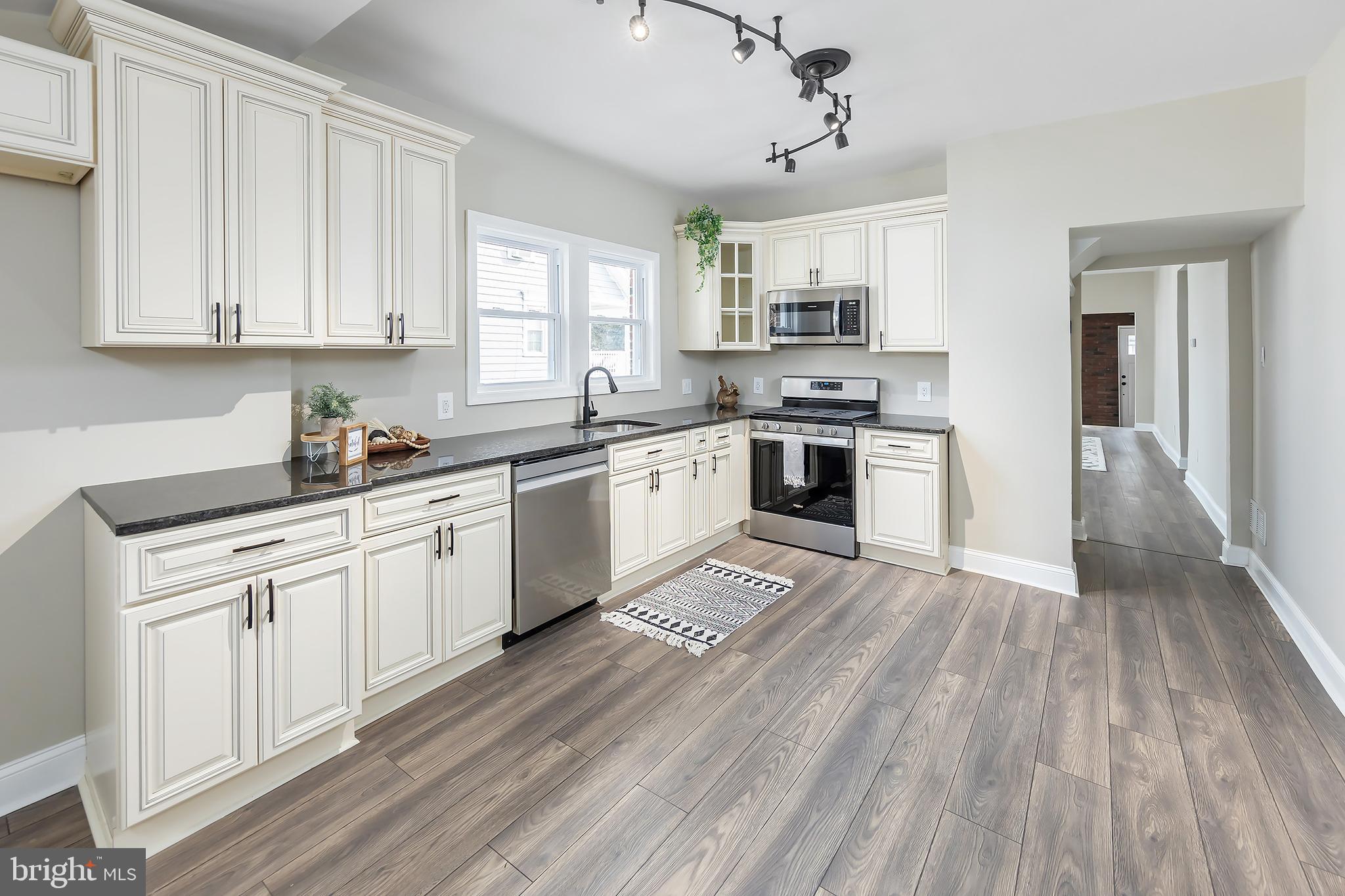 20 West Maple Avenue Lindenwold, NJ 08021 - Photo 9 of 24