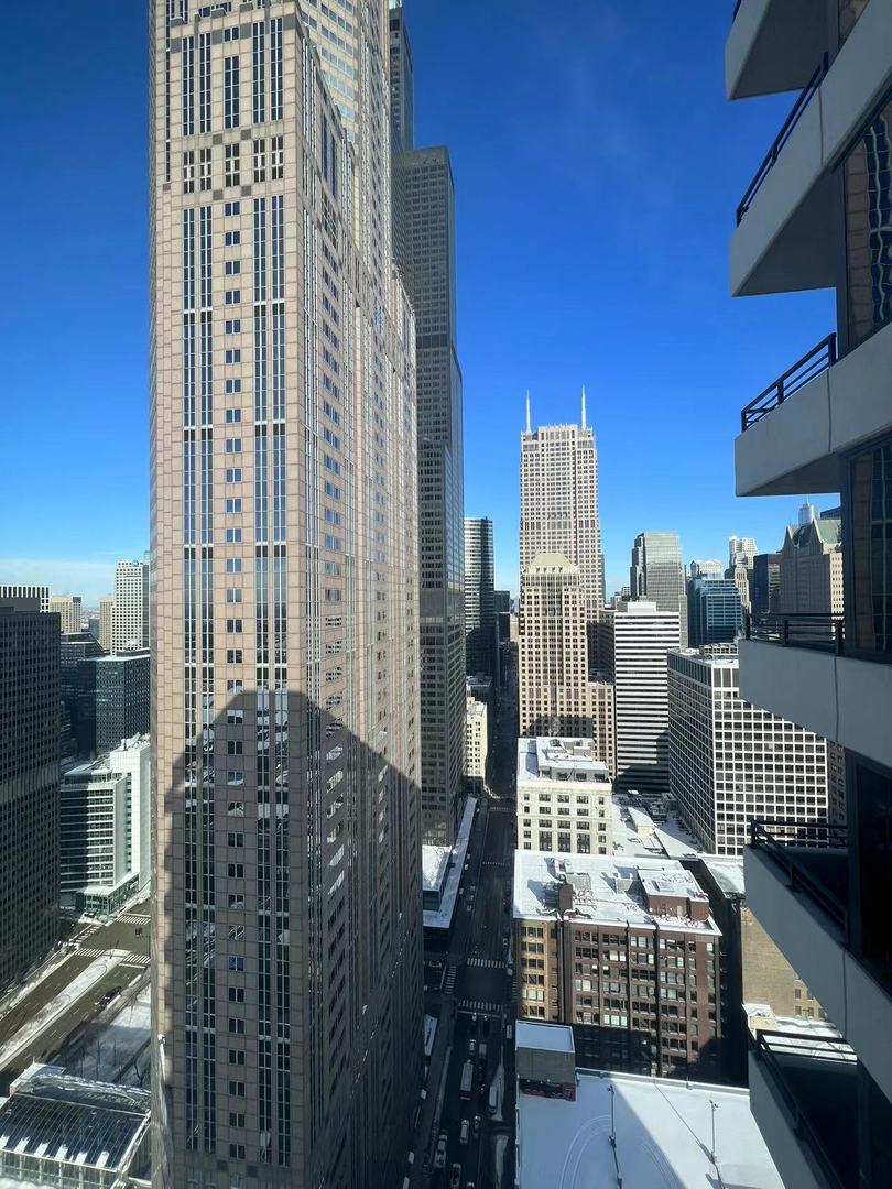 235 West Van Buren Street, Unit 4214 Chicago, IL 60607 - Photo 16 of 16 a view of balcony with city view