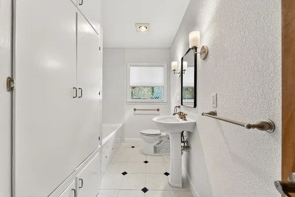 $6,300 | 2506 Hillview Road, Austin, TX 78703