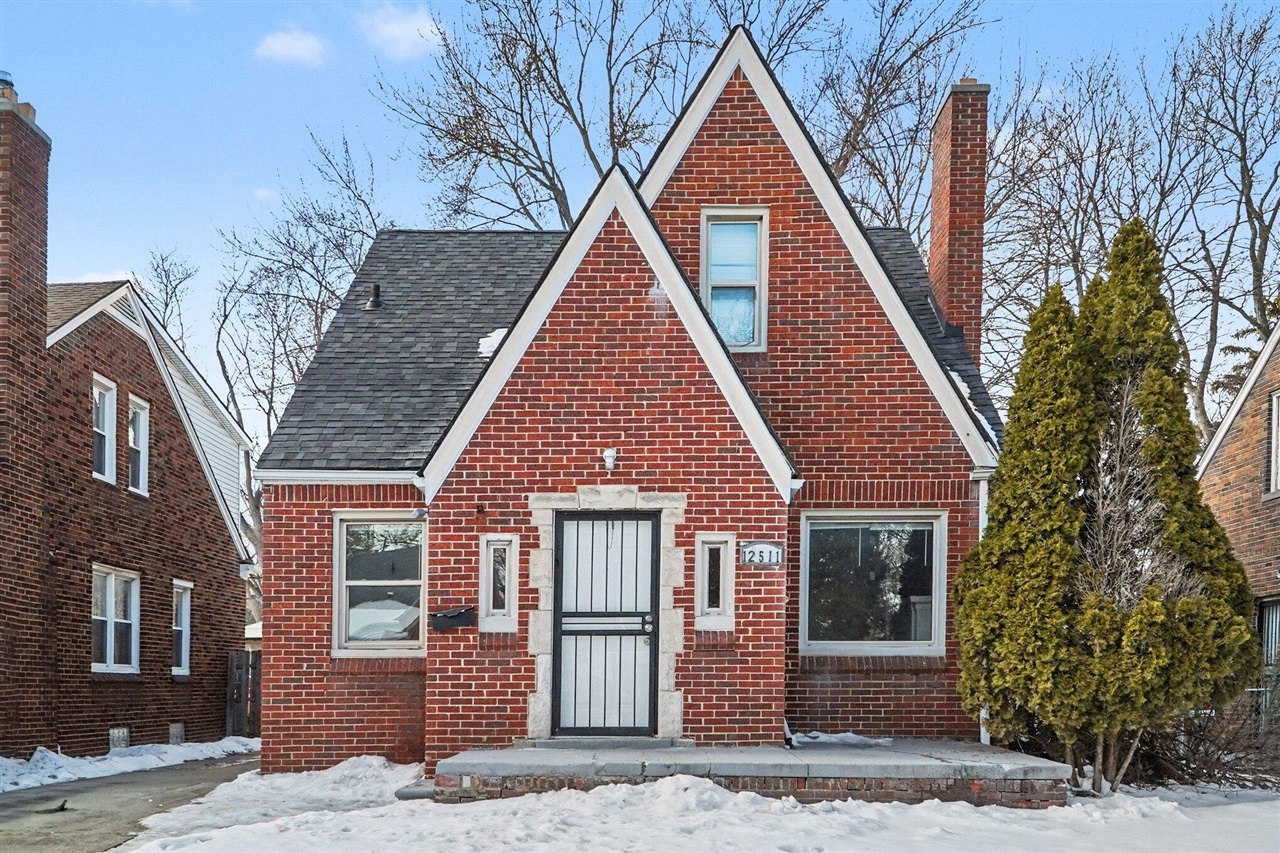 12511 Riad Street Detroit, MI 48224 - Photo 1 of 15