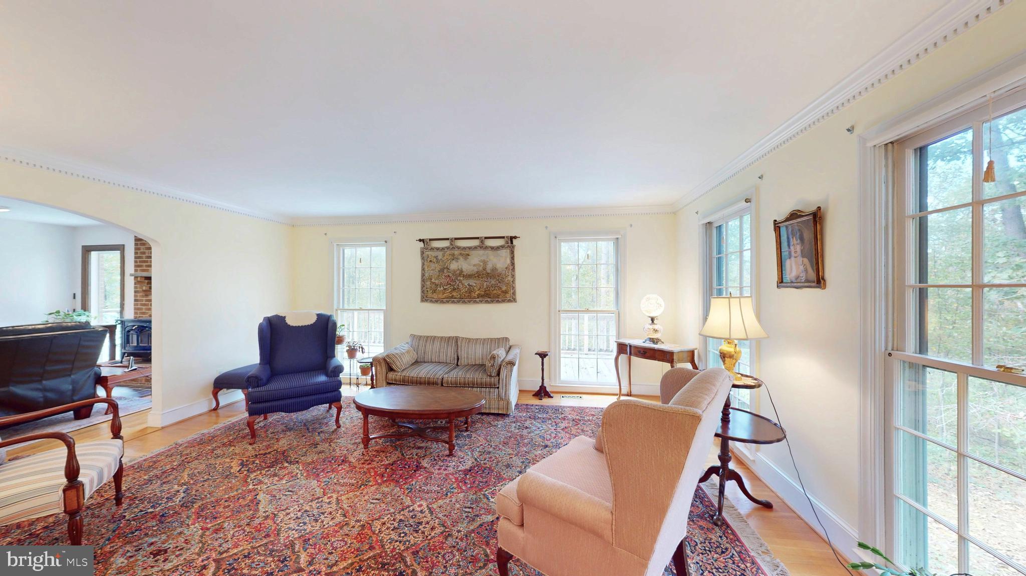 2018 Hunter Mill Road Vienna, VA 22181 - Photo 5 of 71 Gallery Image 5