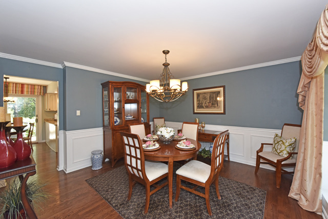 405 Beck Road Lindenhurst, IL 60046 - Photo 11 of 25