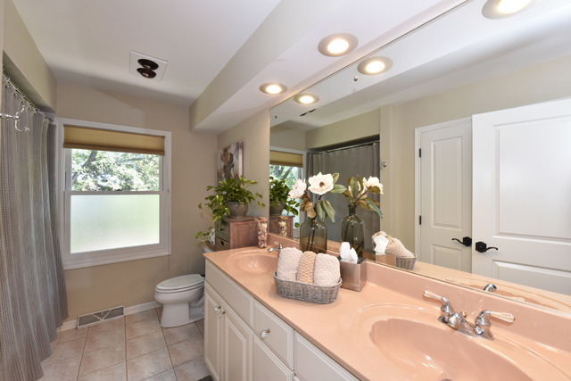 405 Beck Road Lindenhurst, IL 60046 - Photo 18 of 25