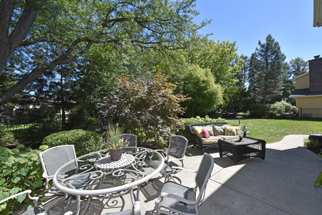 405 Beck Road Lindenhurst, IL 60046 - Photo 24 of 25