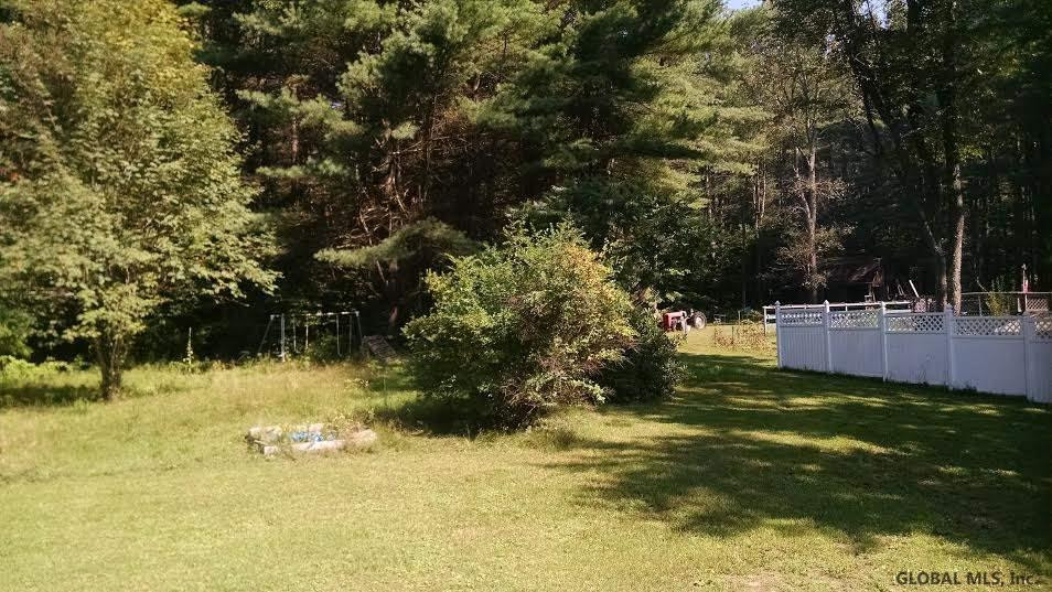 25 Russell Road Greenfield, NY 12833 - Photo 6 of 12 Photo 6
