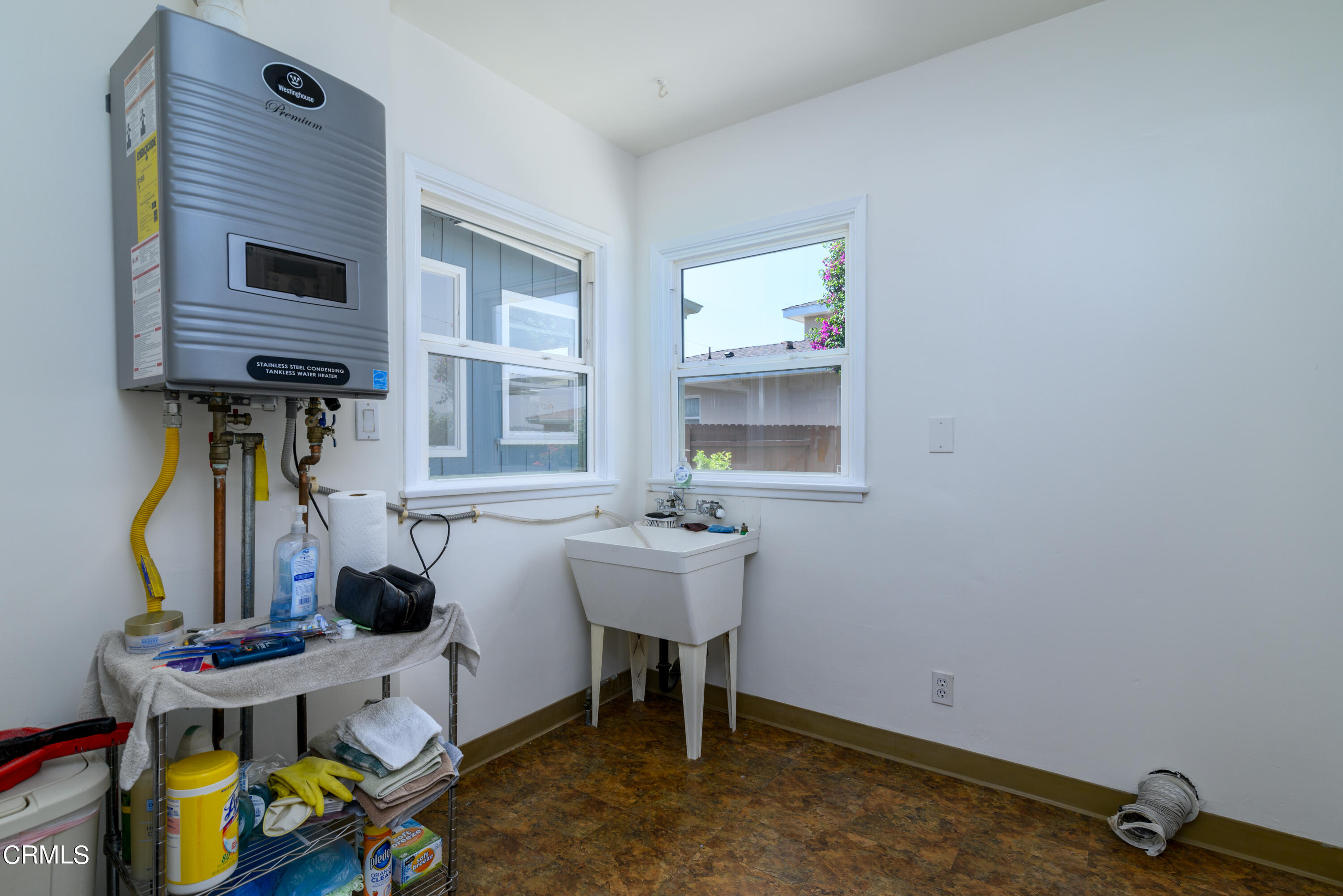 155 Cedar Drive Camarillo, CA 93010 - Photo 24 of 28 a view of a room with gym equipment