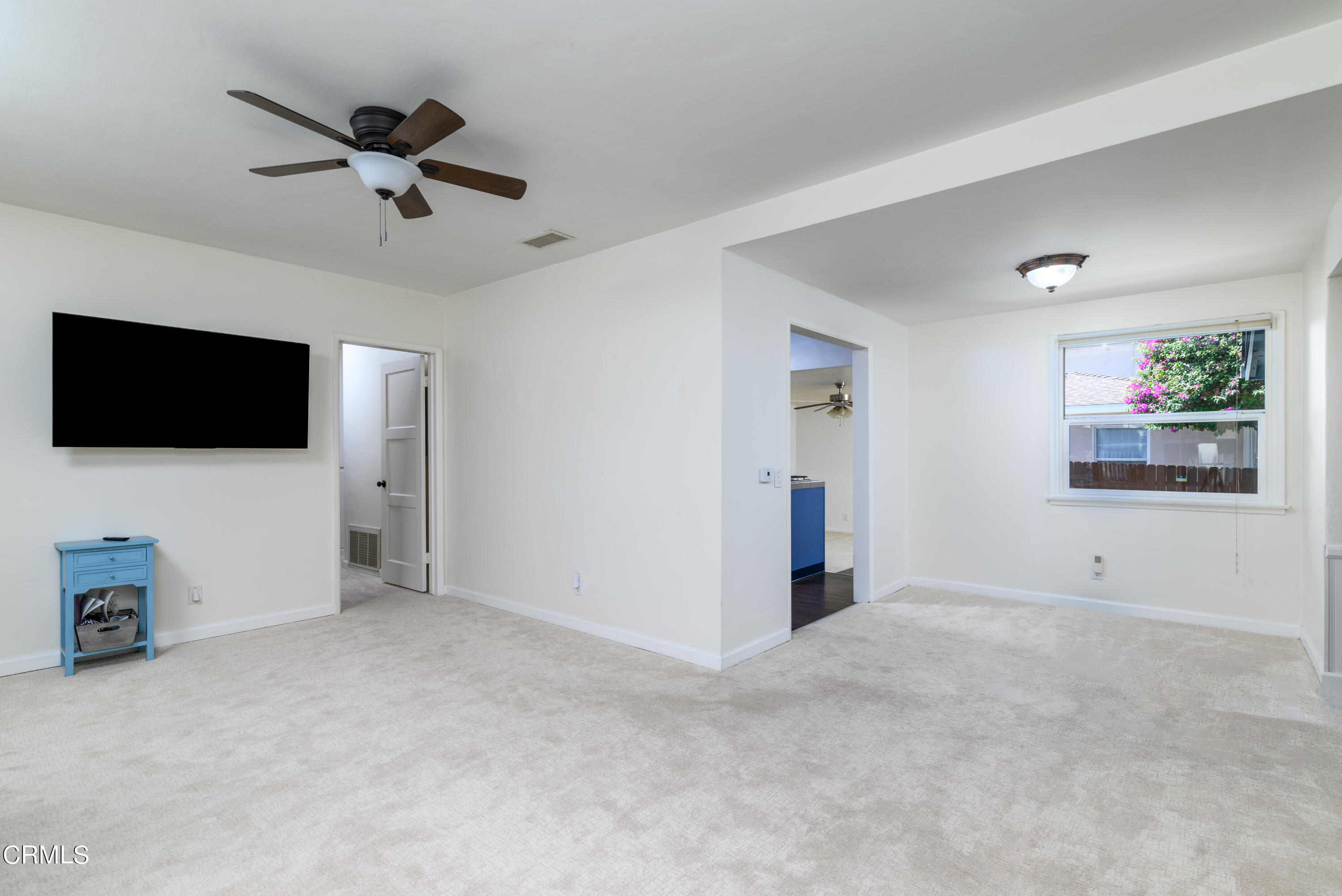 155 Cedar Drive Camarillo, CA 93010 - Photo 6 of 28 a view of a livingroom with a flat screen tv