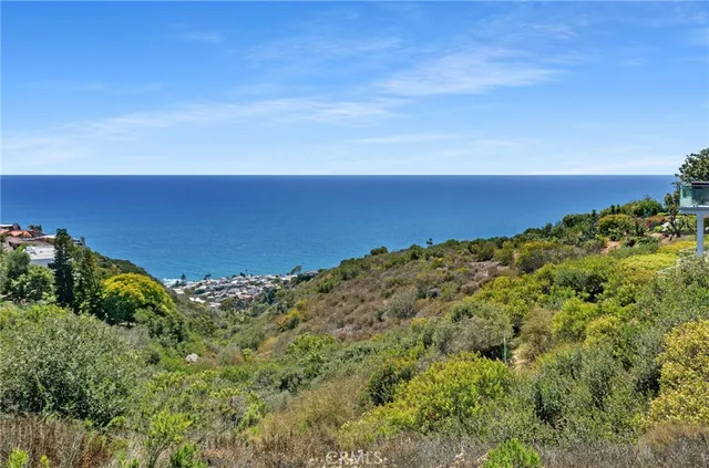 $2,700,000 | 749 Marlin Drive, Laguna Beach, CA 92651