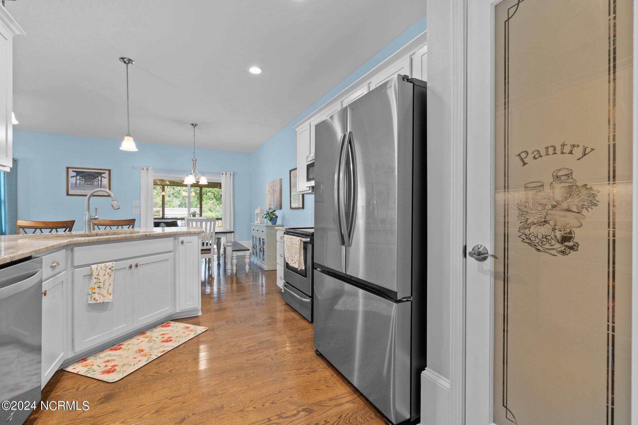 110 Medlin Road Pinehurst, NC 28374 - Photo 9 of 45 28-web-or-mls-707A2625
