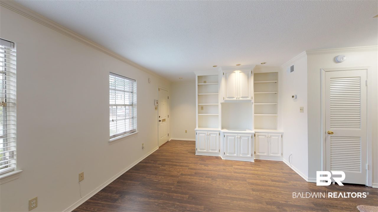 106 Du Rhu Drive, Unit 106E Mobile, AL 36608 - Photo 4 of 18