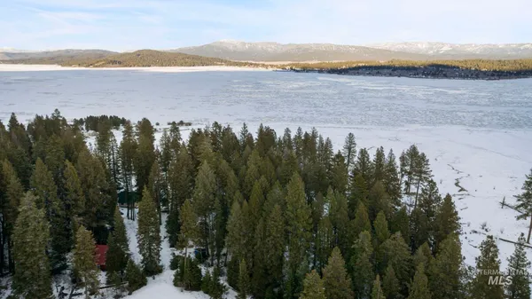 $299,000 | 616-618 Teepee Road, Cascade, ID 83611