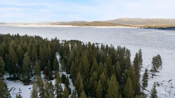 $299,000 | 616-618 Teepee Road, Cascade, ID 83611