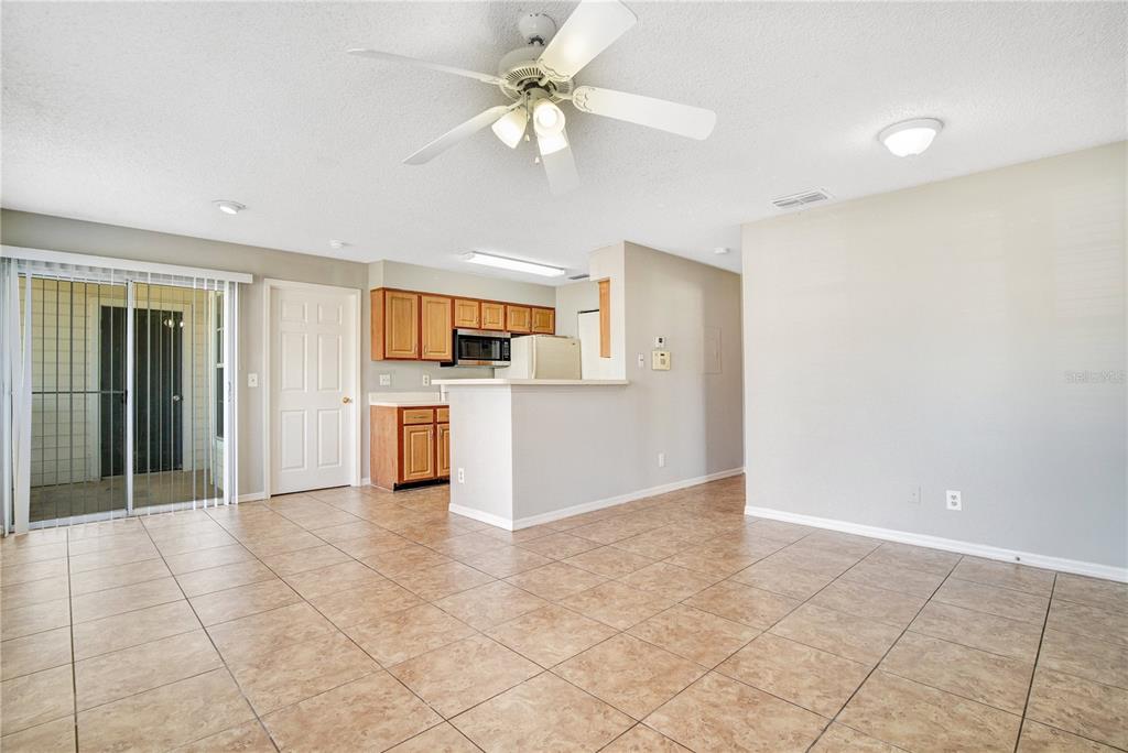 1081 South Hiawassee Road, Unit 722 Orlando, FL 32835 - Photo 2 of 8