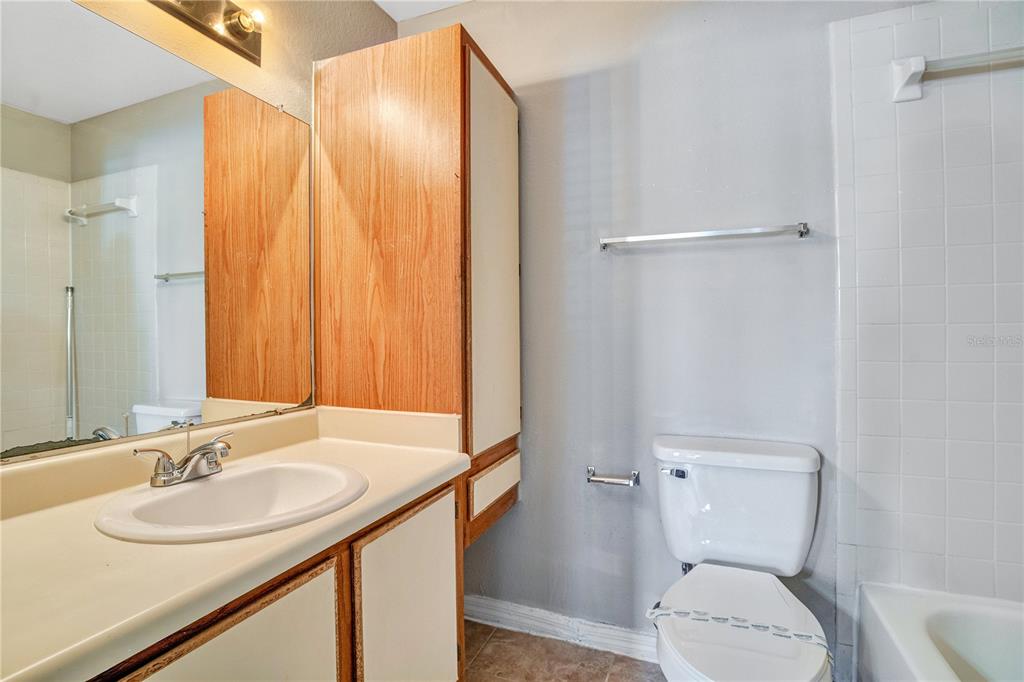 1081 South Hiawassee Road, Unit 722 Orlando, FL 32835 - Photo 4 of 8