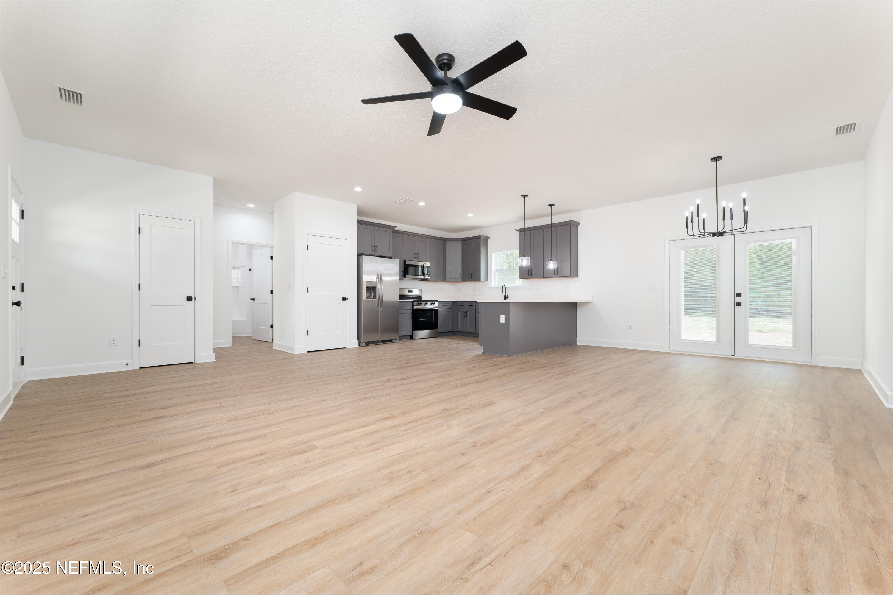 6252 Little Lake Geneva Road Keystone Heights, FL 32656 - Photo 8 of 28 2044KnottinghamPlMiddleburgFL-9