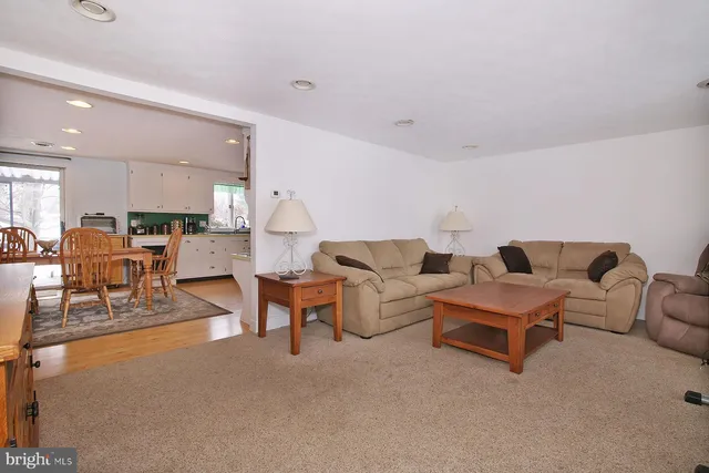 $410,000 | 2 North Willow Street, Myerstown, PA 17067