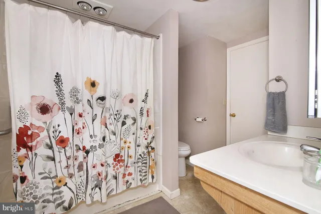 $410,000 | 2 North Willow Street, Myerstown, PA 17067