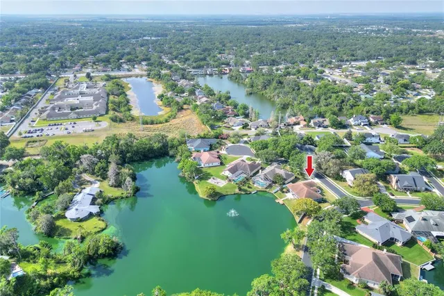 $709,000 | 5810 Lake Victoria Drive, Lakeland, FL 33813