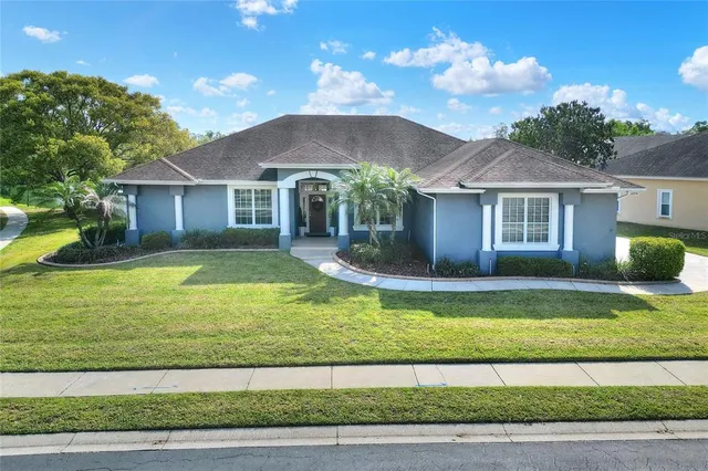 $709,000 | 5810 Lake Victoria Drive, Lakeland, FL 33813