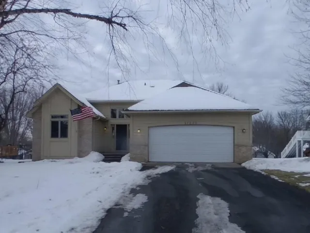 $2,769 | 17295 Hibiscus Avenue, Lakeville, MN 55044