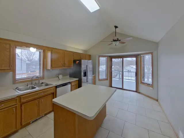 $2,709 | 17295 Hibiscus Avenue, Lakeville, MN 55044