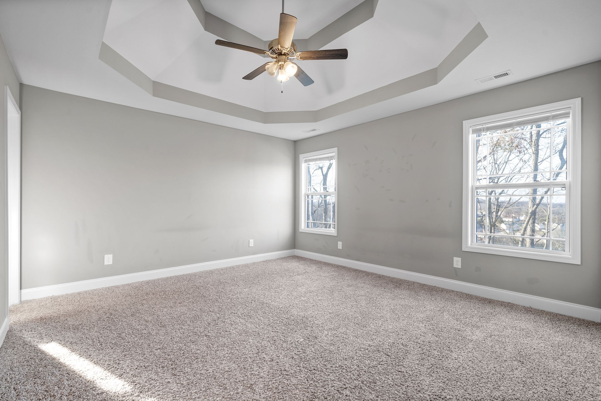 1868 Rains Road Clarksville, TN 37042 - Photo 19 of 39 a view of an empty room with a window
