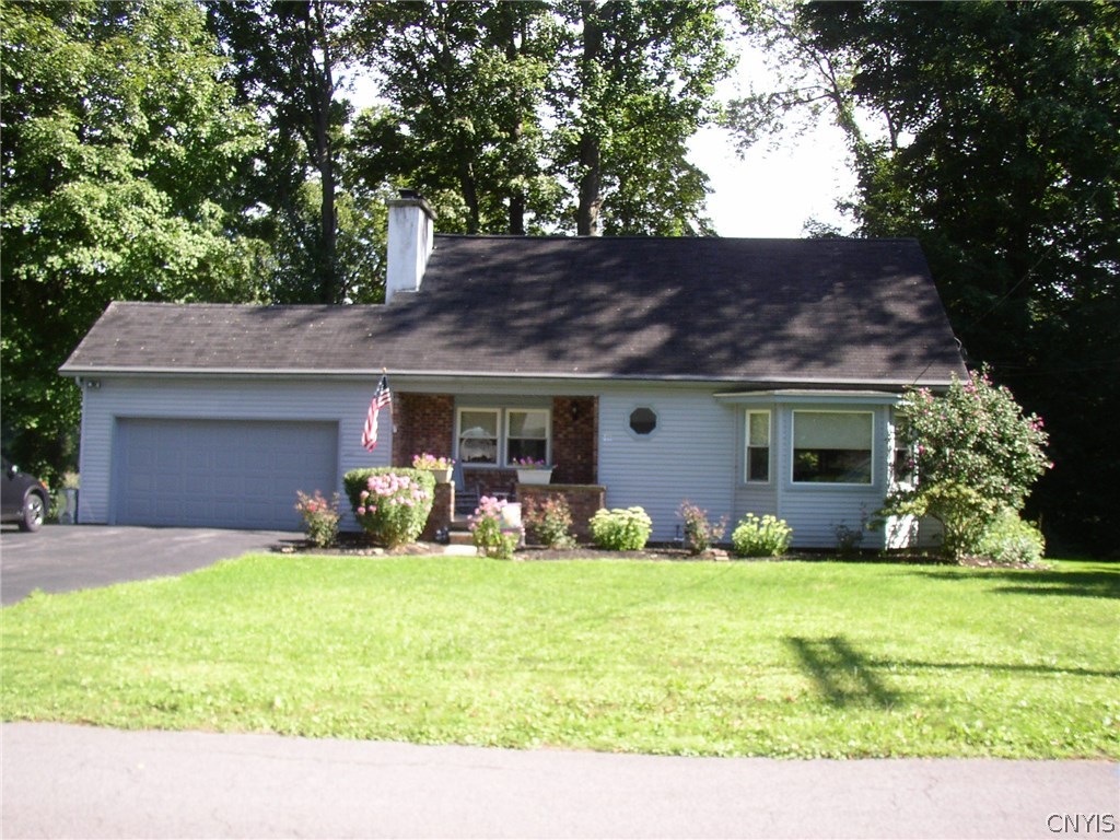 207 Woods Path Road Salina, NY 13090 - Photo 1 of 1 Gallery Image 1