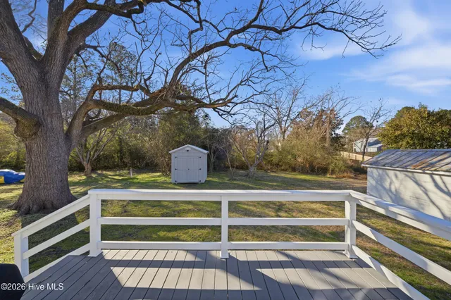 $188,500 | 211 Doctor Martin Luther King Junior Avenue, Edenton, NC 27932